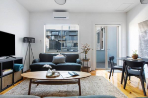 Flinders Find - A Spacious City Haven for Couples